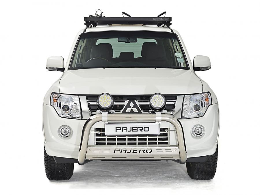  Mitsubishi Pajero SWB Legend 2014 года  (фото 2 из 19)